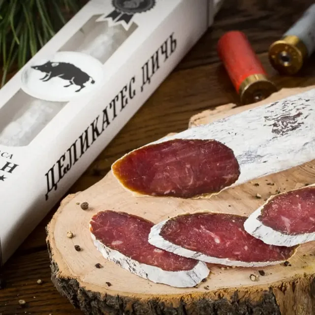 Колбаса из мяса Кабана сырокопчёная в имитации плесени · 210 г